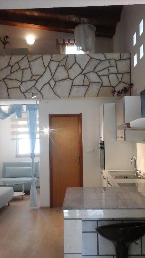 Apartments With A Parking Space Rukavac, Vis - 2444 Rukavac  Zewnętrze zdjęcie